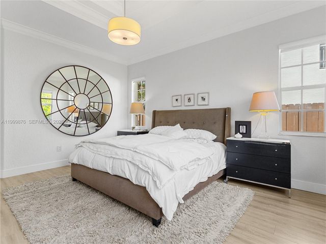 11339 NW 71st St 11339, Doral, FL 33178