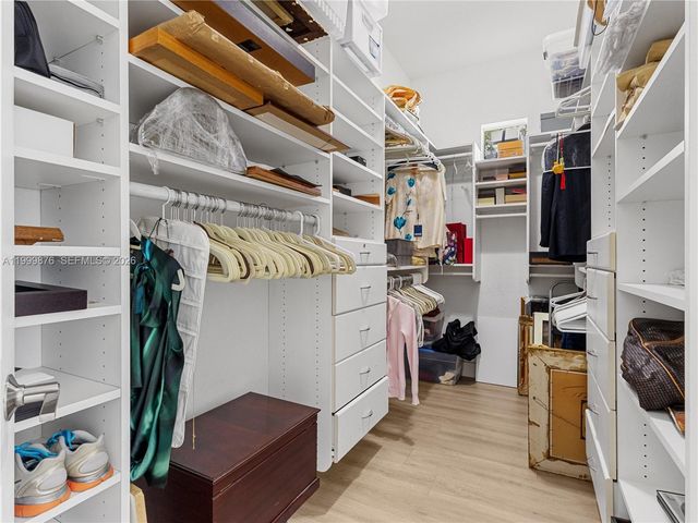 11339 NW 71st St 11339, Doral, FL 33178