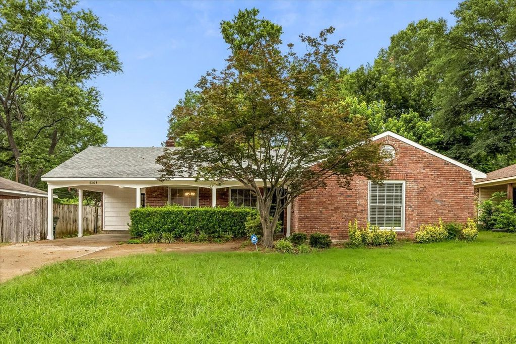 5304 QUINCE RD, Memphis, TN 38117