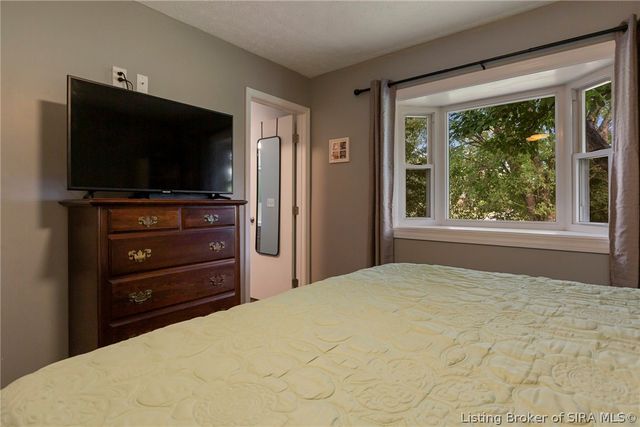 13605 West Street NE, Palmyra, IN 47164