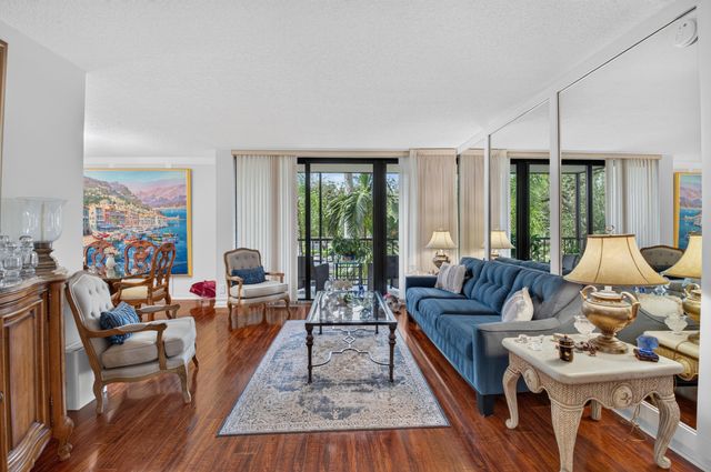7786 Lakeside Boulevard 634, Boca Raton, FL 33434