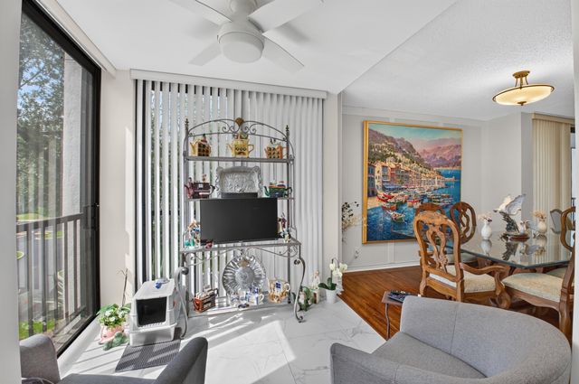 7786 Lakeside Boulevard 634, Boca Raton, FL 33434