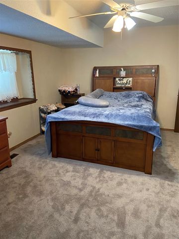 4105 N Chapman Avenue, Shawnee, OK 74804