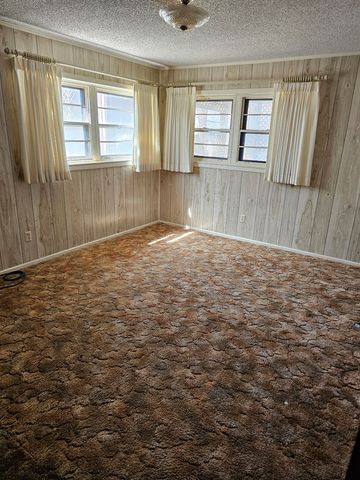 616 Driftwood Dr, Robert Lee, TX 76945