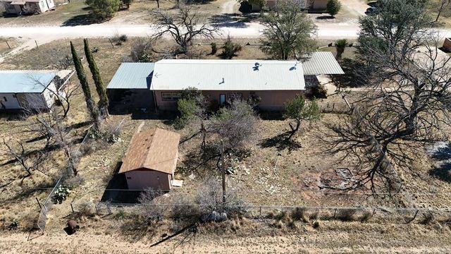 616 Driftwood Dr, Robert Lee, TX 76945