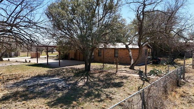 616 Driftwood Dr, Robert Lee, TX 76945