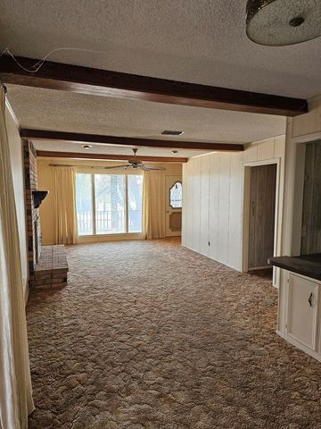 616 Driftwood Dr, Robert Lee, TX 76945