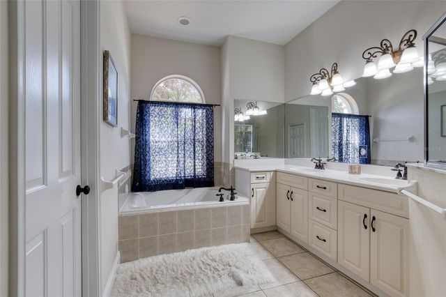 124 SQUIRREL LANE, Ormond Beach, FL 32174