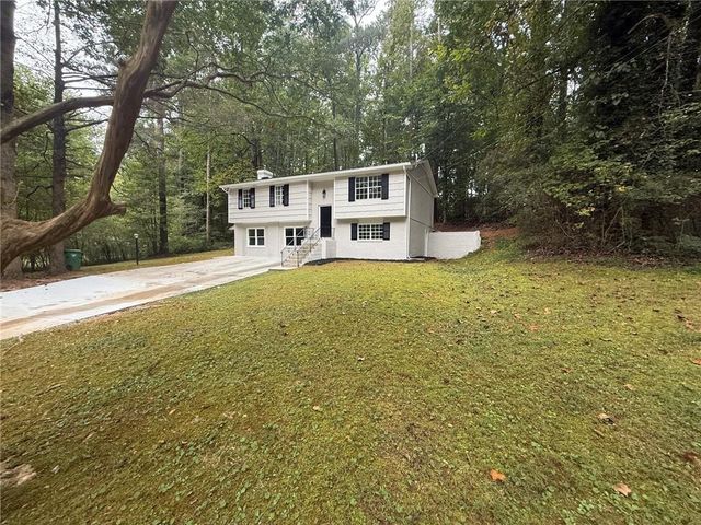 5959 Simone Drive, Stone Mountain, GA 30087