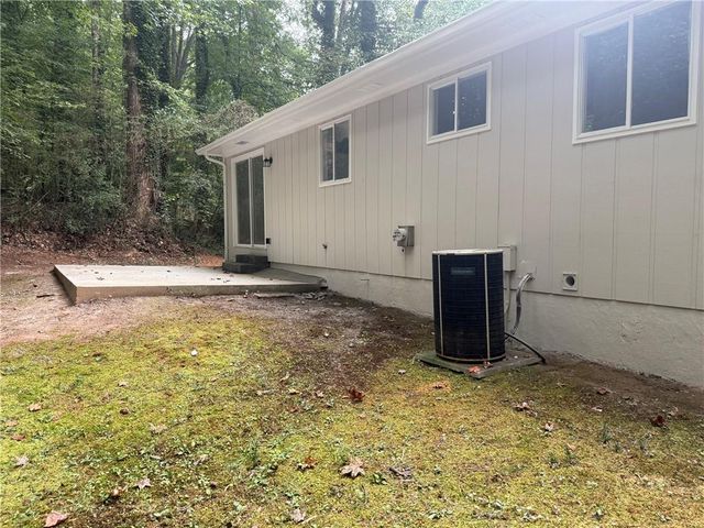 5959 Simone Drive, Stone Mountain, GA 30087