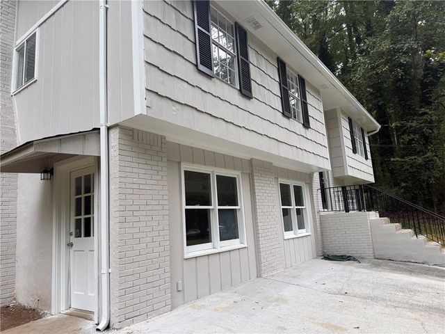5959 Simone Drive, Stone Mountain, GA 30087