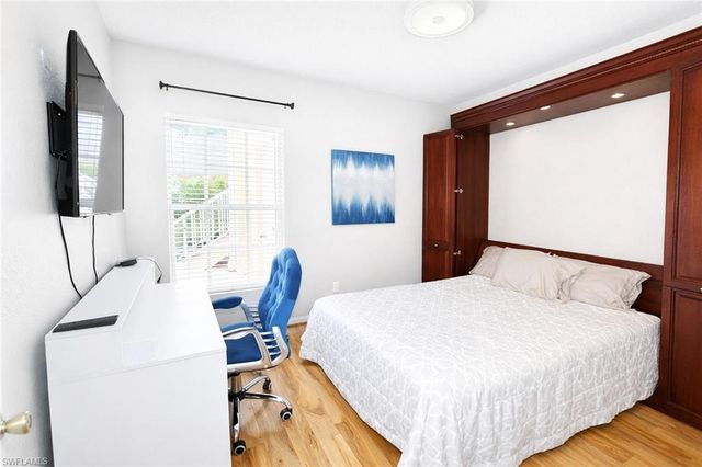 3225 Cypress Glen WAY 105, Naples, FL 34109