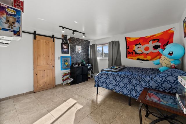 7624 Lockwood Avenue, Burbank, IL 60459