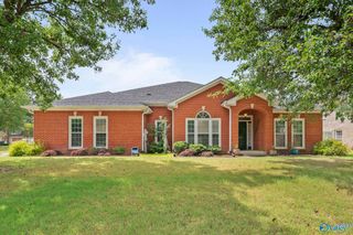 123 Cheval Blvd, Brownsboro, AL 35741
