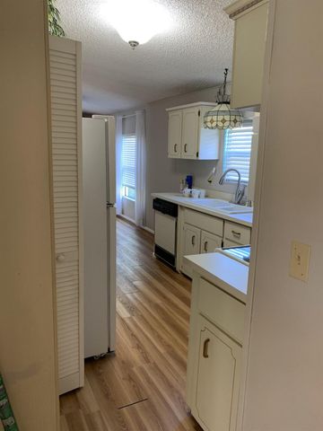 15 Lagos Del Norte, Fort Pierce, FL 34951