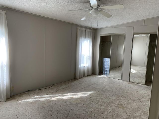 15 Lagos Del Norte, Fort Pierce, FL 34951