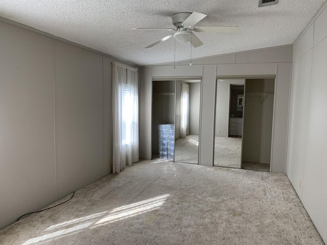 15 Lagos Del Norte, Fort Pierce, FL 34951