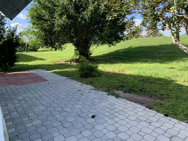 15 Lagos Del Norte, Fort Pierce, FL 34951