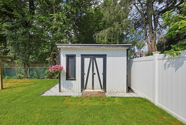 15 Mills Street, Dedham, MA 02026