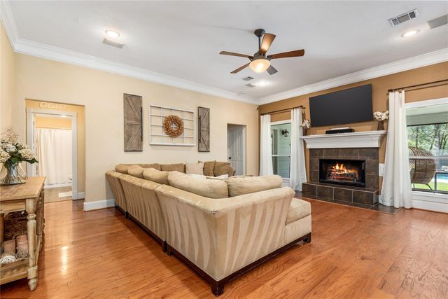 279 Argosy Lane, Montgomery, TX 77316