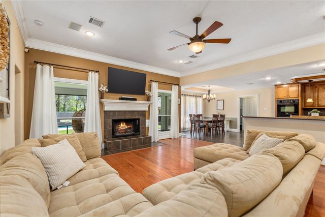 279 Argosy Lane, Montgomery, TX 77316