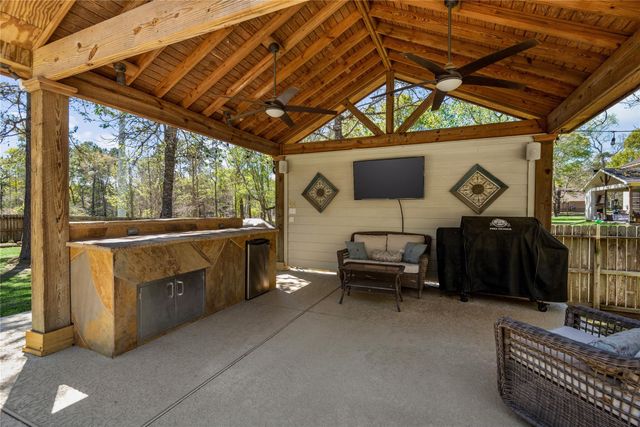 279 Argosy Lane, Montgomery, TX 77316