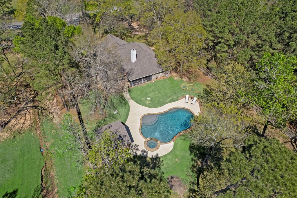 279 Argosy Lane, Montgomery, TX 77316