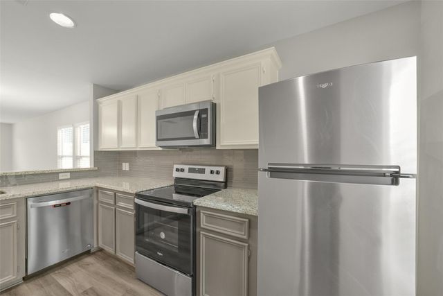 750 Redwing Park Drive, Houston, TX 77009