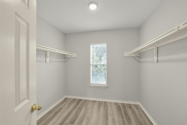 750 Redwing Park Drive, Houston, TX 77009