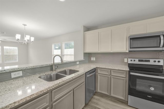750 Redwing Park Drive, Houston, TX 77009