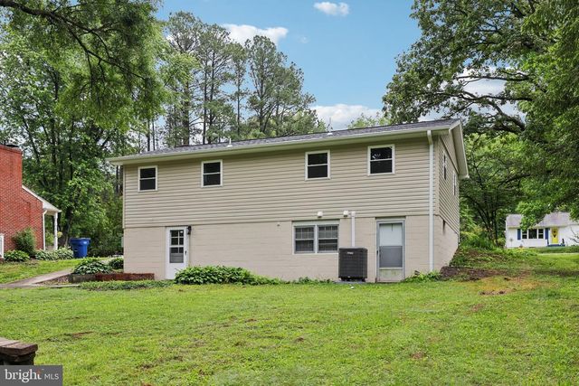 945 FICKLEN RD, Fredericksburg, VA 22405