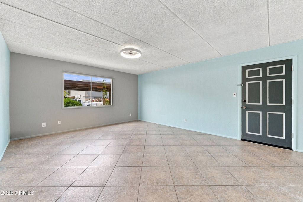 4201 E CAMELBACK Road 31, Phoenix, AZ 85018 — photo 4