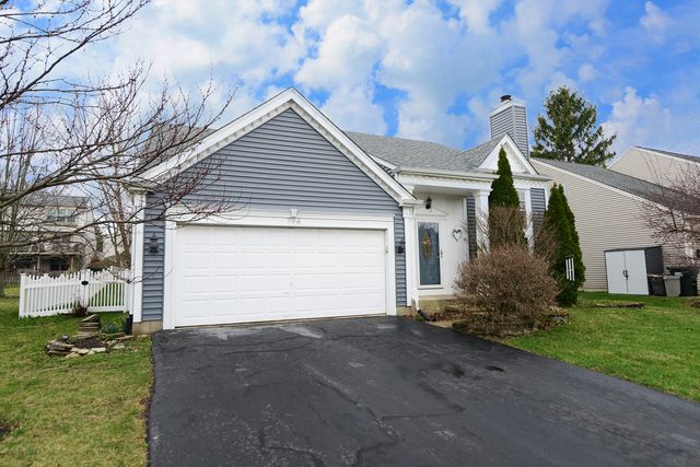 794 Burning Trail, Carol Stream, IL 60188