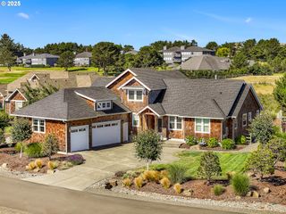 4586 DRUMMOND Ct, Gearhart, OR 97138