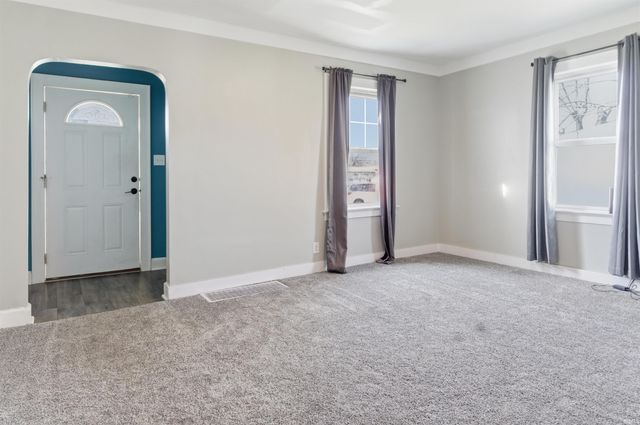 2550 E Riverside Drive, Evansville, IN 47714