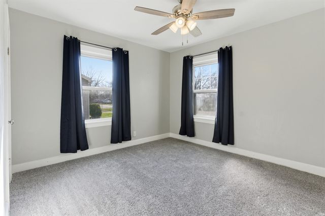 2550 E Riverside Drive, Evansville, IN 47714