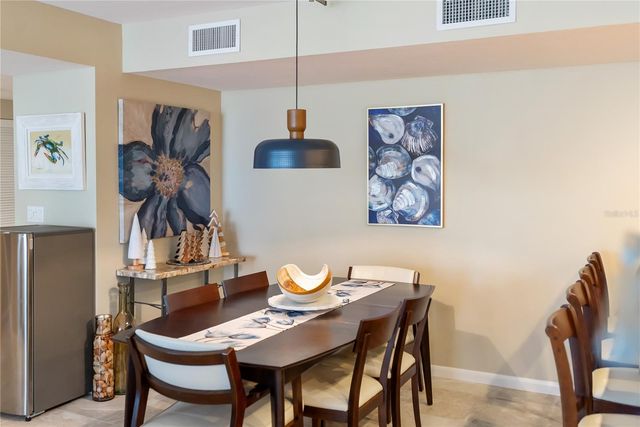 1212 BENJAMIN FRANKLIN DRIVE 206, Sarasota, FL 34236