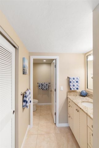 1212 BENJAMIN FRANKLIN DRIVE 206, Sarasota, FL 34236