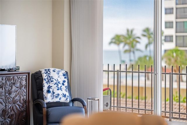 1212 BENJAMIN FRANKLIN DRIVE 206, Sarasota, FL 34236