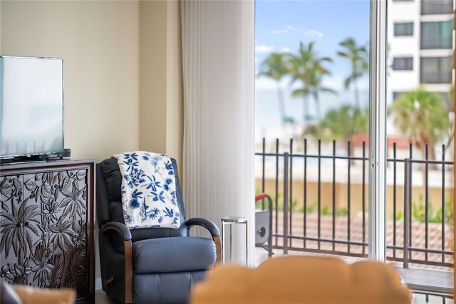 1212 BENJAMIN FRANKLIN DRIVE 206, Sarasota, FL 34236