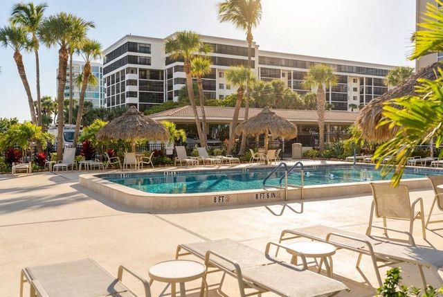 1212 BENJAMIN FRANKLIN DRIVE 206, Sarasota, FL 34236