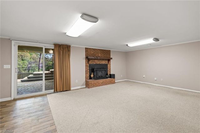 7000 Bridgewood Road, Clemmons, NC 27012