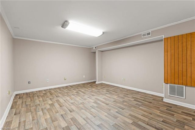 7000 Bridgewood Road, Clemmons, NC 27012