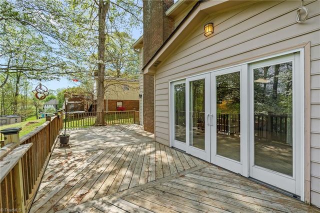 7000 Bridgewood Road, Clemmons, NC 27012