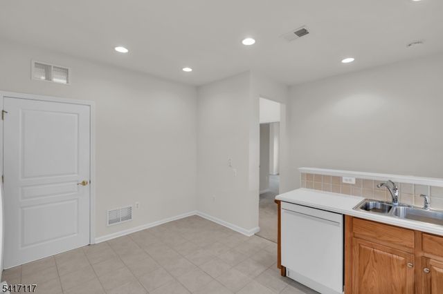 2207 Conrad Way 2207, Franklin Twp., NJ 08873