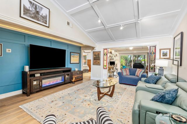 12383 Westhampton Circle, Wellington, FL 33414