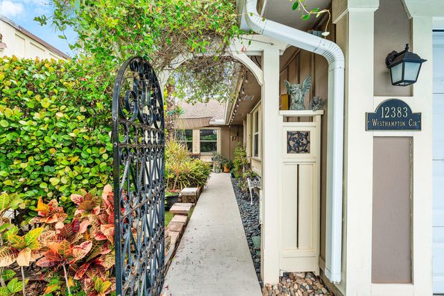 12383 Westhampton Circle, Wellington, FL 33414