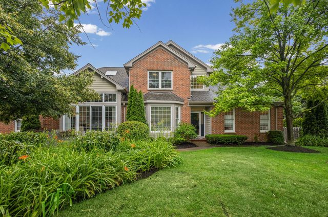 2064 Norwich Court, Glenview, IL 60026