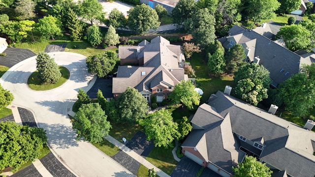 2064 Norwich Court, Glenview, IL 60026
