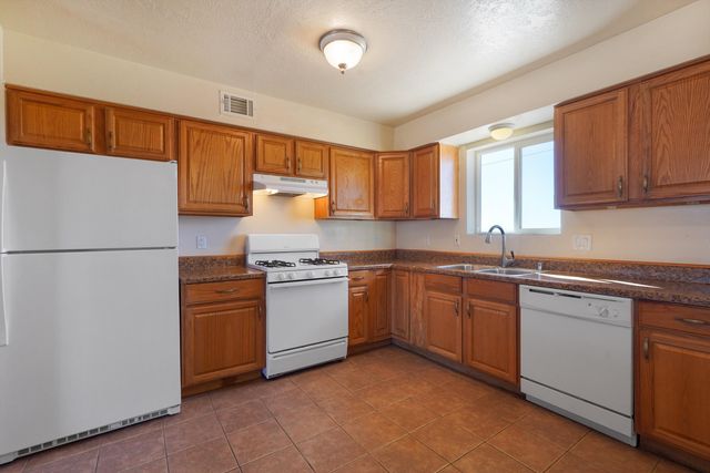 1619 Mary Ann Street, Moriarty, NM 87035